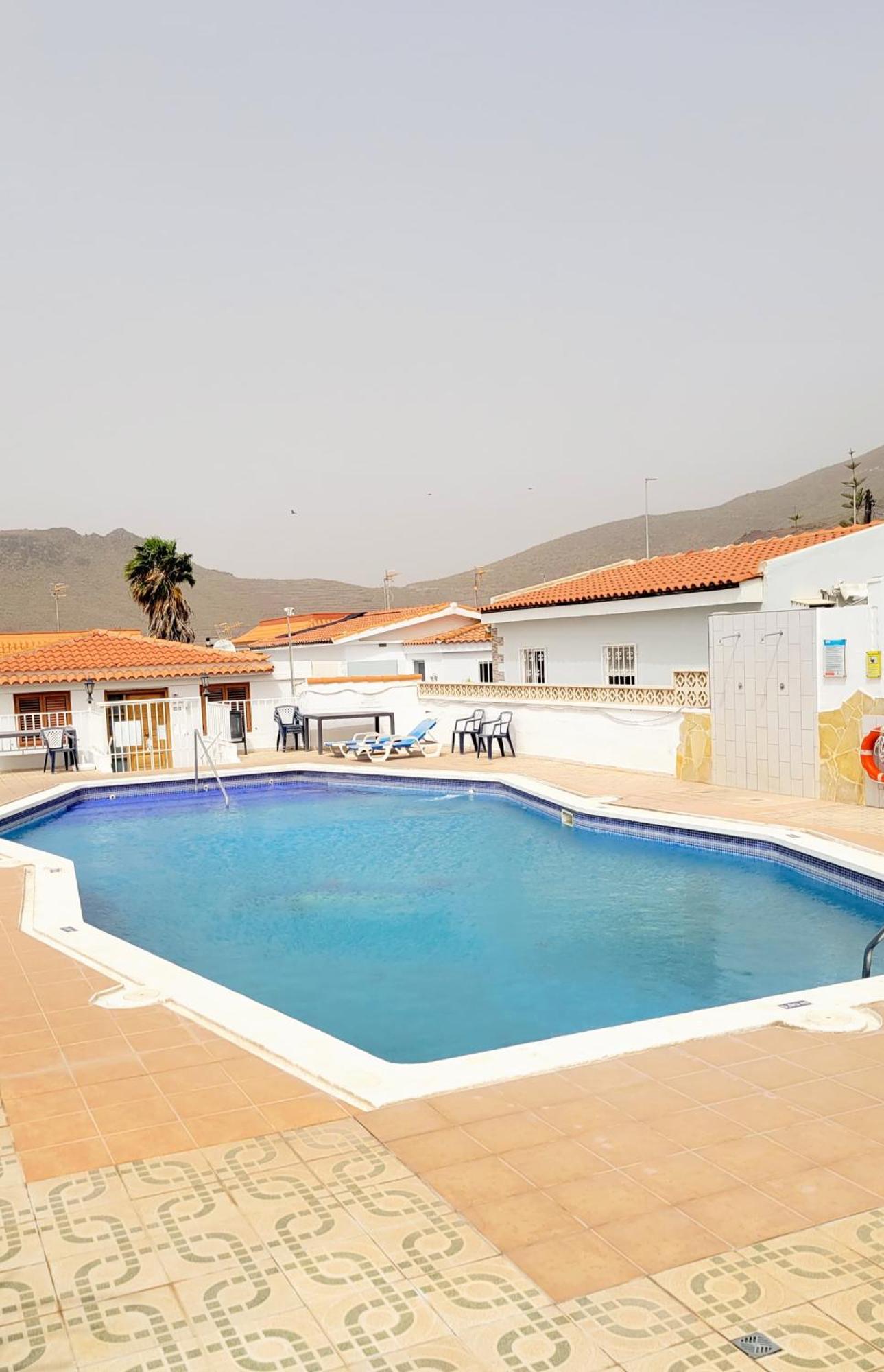 Apartamento Con Piscina Privada San Miguel de Abona Luaran gambar